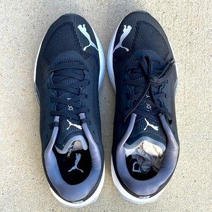 BRAND NEW Puma Women’s Sneakers